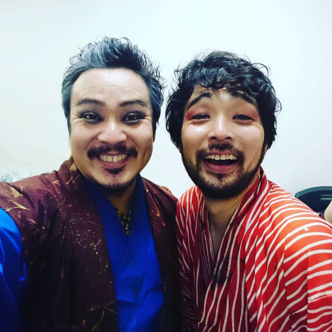 高井俊彦さんのインスタグラム写真 - (高井俊彦Instagram)「【終演✨】 無事に劇団そとばこまち10月公演『のうみん』終わりました✋  お越し下さったいっぱいの皆様ありがとうございました🙇  大千穐楽のトリプルからのスタンディングオベーションは忘れられない光景です‼️ 本当にありがとうございました⤴️⤴️⤴️ #劇団そとばこまち #のうみん」10月15日 8時20分 - takai_toshihiko