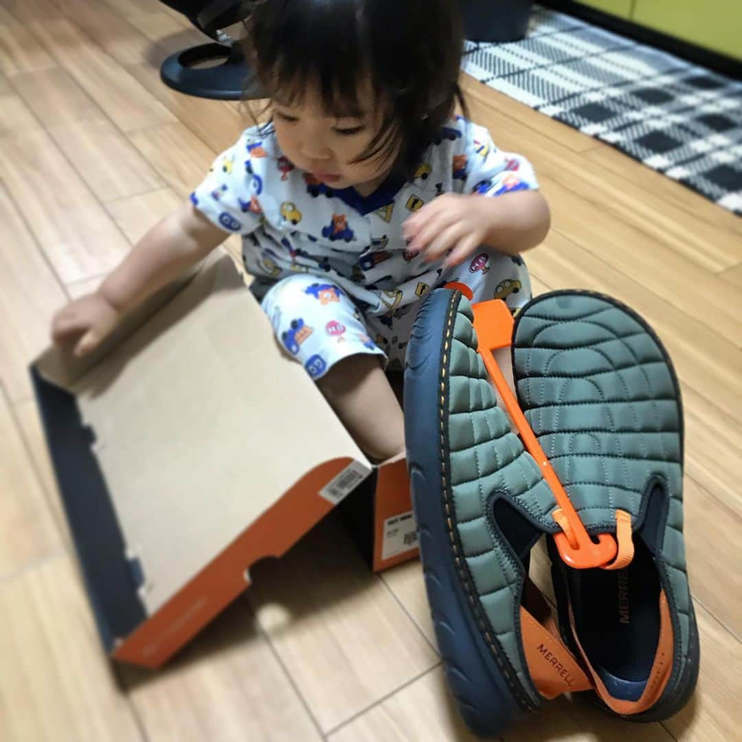 鈴木リカルドさんのインスタグラム写真 - (鈴木リカルドInstagram)「いい箱みーつけた📦 #merrell #hutmoc」10月15日 8時34分 - ricardo.suzuki1