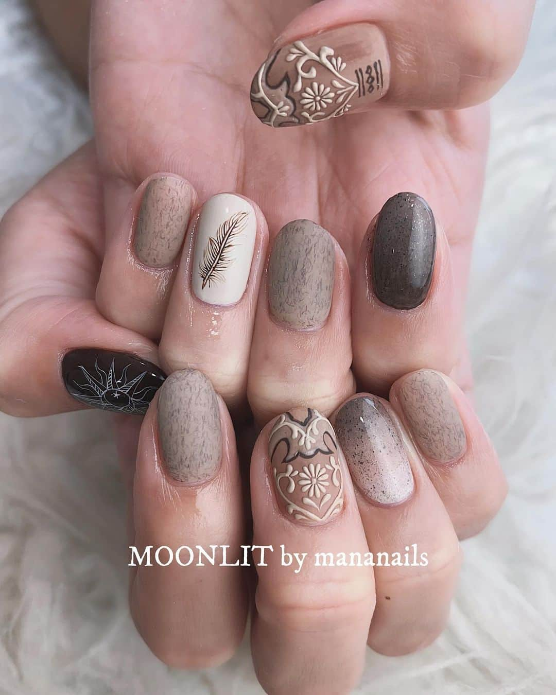 mananailsさんのインスタグラム写真 - (mananailsInstagram)「bohemian beige❁ ㅤ ☾120min design」10月15日 9時03分 - mananails