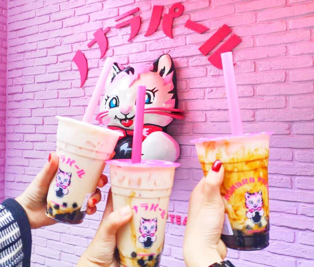 あやつるぽんさんのインスタグラム写真 - (あやつるぽんInstagram)「... #minamiwheel . . . ゆめちゃんと🥳 楽しかったー！ 一緒にタピった！ . . #live #サーキットライブ  #minami #タピオカ #ミナホ　#アメ村　#minamiwheel2019」10月15日 9時34分 - ayatsurupon