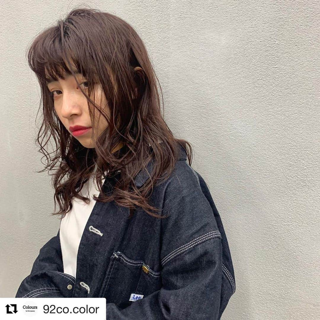 THROW 【スロウ】さんのインスタグラム写真 - (THROW 【スロウ】Instagram)「#Repost @92co.color with @get_repost ・・・ . . . 暖色カラーにレイヤーカットが 相性抜群です😊 . . . #柏#美容室#美容師#鈴木克哉#撮影#撮影モデル#トレンド#ヘアカラー#スロウカラー#ハイライト#ヘアアレンジ#スタッフ募集#スタッフ募集中#原宿#表参道#渋谷#japan#hairsalon #hairbeauty #wavehair #beauty#hpb_hair #haircolor#hairstyle#instagood#instagram#instalike#N92」10月15日 10時37分 - throwcolor