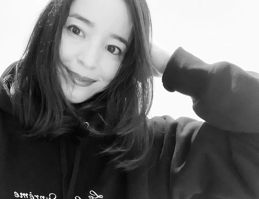のインスタグラム：「秋支度... #autumn#parker#october」