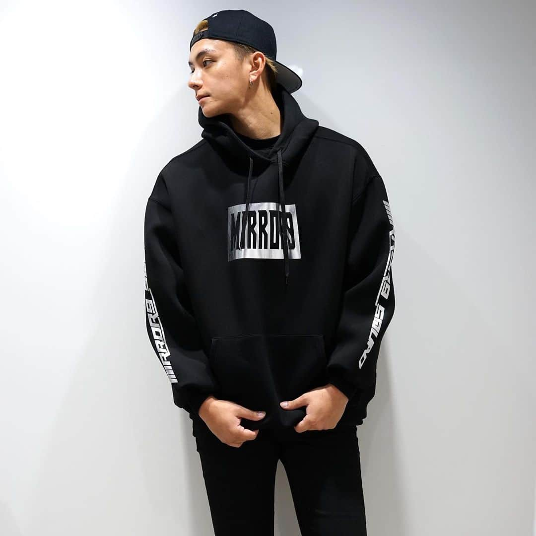 Select Shop MIRROR9さんのインスタグラム写真 - (Select Shop MIRROR9Instagram)「【MIRROR9】 Neoplane hoodie/M,L,XL 2019/10/17 20:00〜販売スタート model / @coco_mirror9 (162cm  M着用) @mi_taku (189cm XL着用) #MIRROR9 #ミラーナイン」10月15日 21時08分 - mirror9official