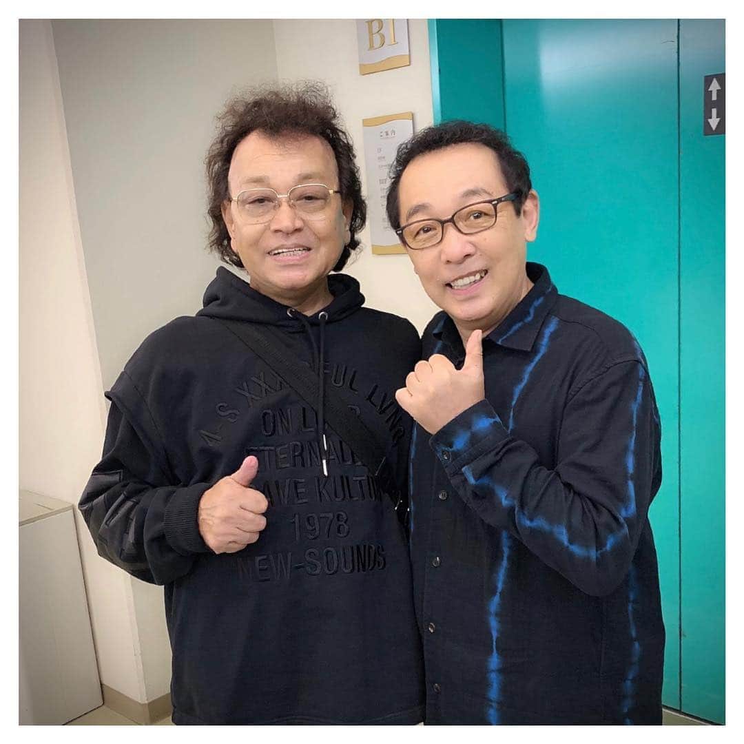 さだまさしさんのインスタグラム写真 - (さだまさしInstagram)「テリーさんと📸 浜松のコンサートに来て下さいました。 ギターの父です❣️ . #テリー中本 #テリーズテリー  #さだまさし  #sadamasashi  #アクトシティ浜松」10月15日 21時27分 - sada_masashi