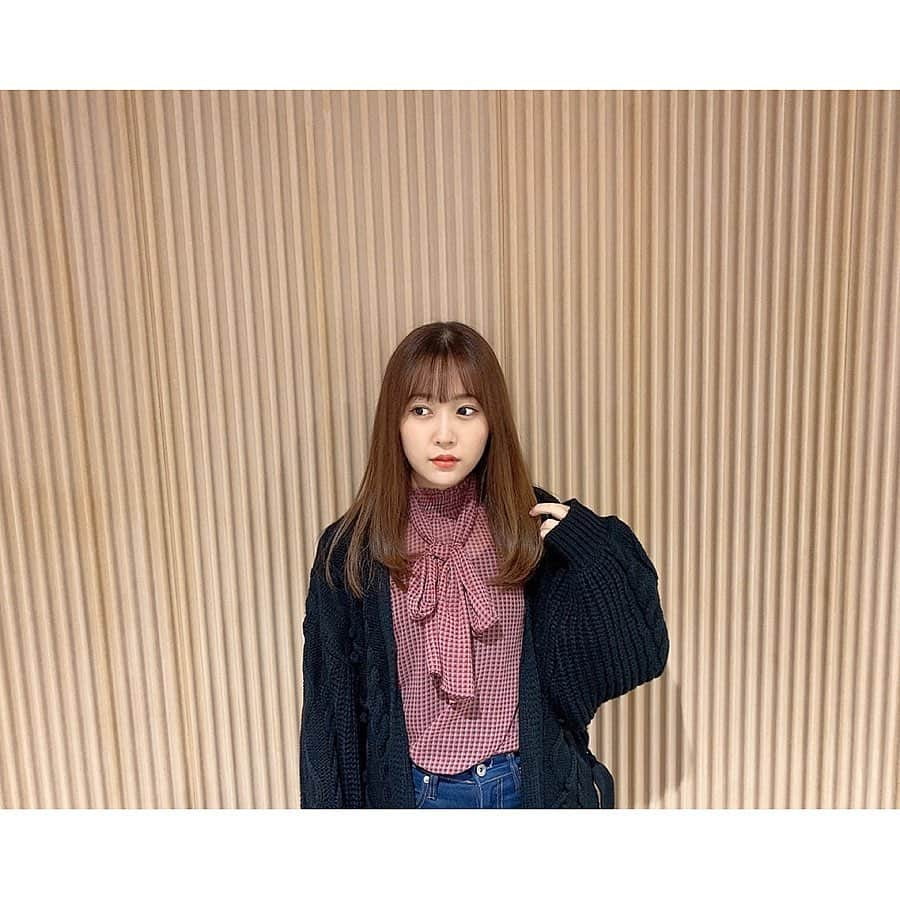 多田愛佳さんのインスタグラム写真 - (多田愛佳Instagram)「10月15日の私服。 寒くてカーディガン着られた💓 . ブラウス　@eclin_official  カーディガン　@e_hyphen_world_gallery . . #らぶたん私服 #전신샷 #오오티디룩 #ootd」10月15日 21時41分 - lovetannnnnn