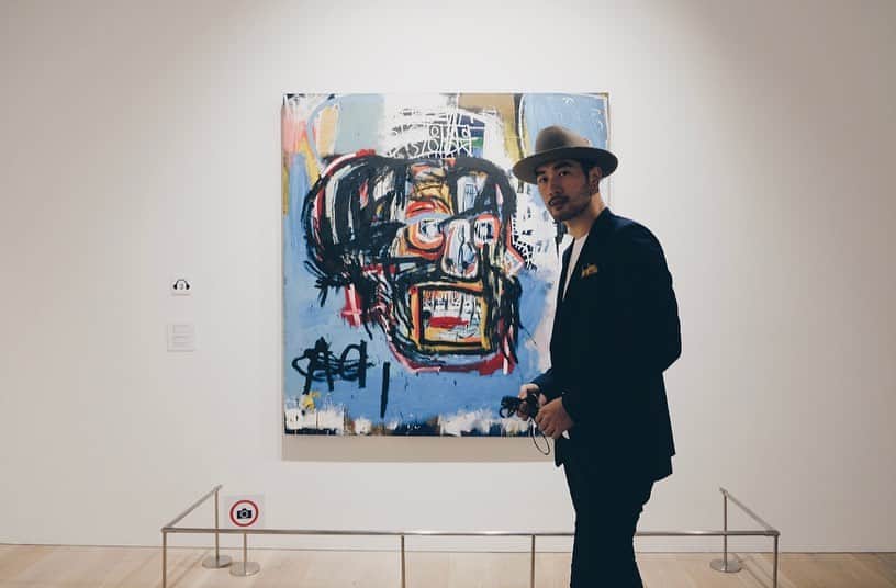 ゴッドフリー・ガオのインスタグラム：「✌🏼🗼🖼 #jeanmichelbasquiat」