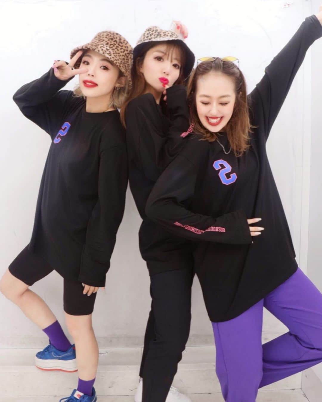 Arika Kuriharaのインスタグラム：「. my friends💜💜💜 . 12月のLIVEも当選うれしい😝 . #friends #love #清水翔太livetour2019」