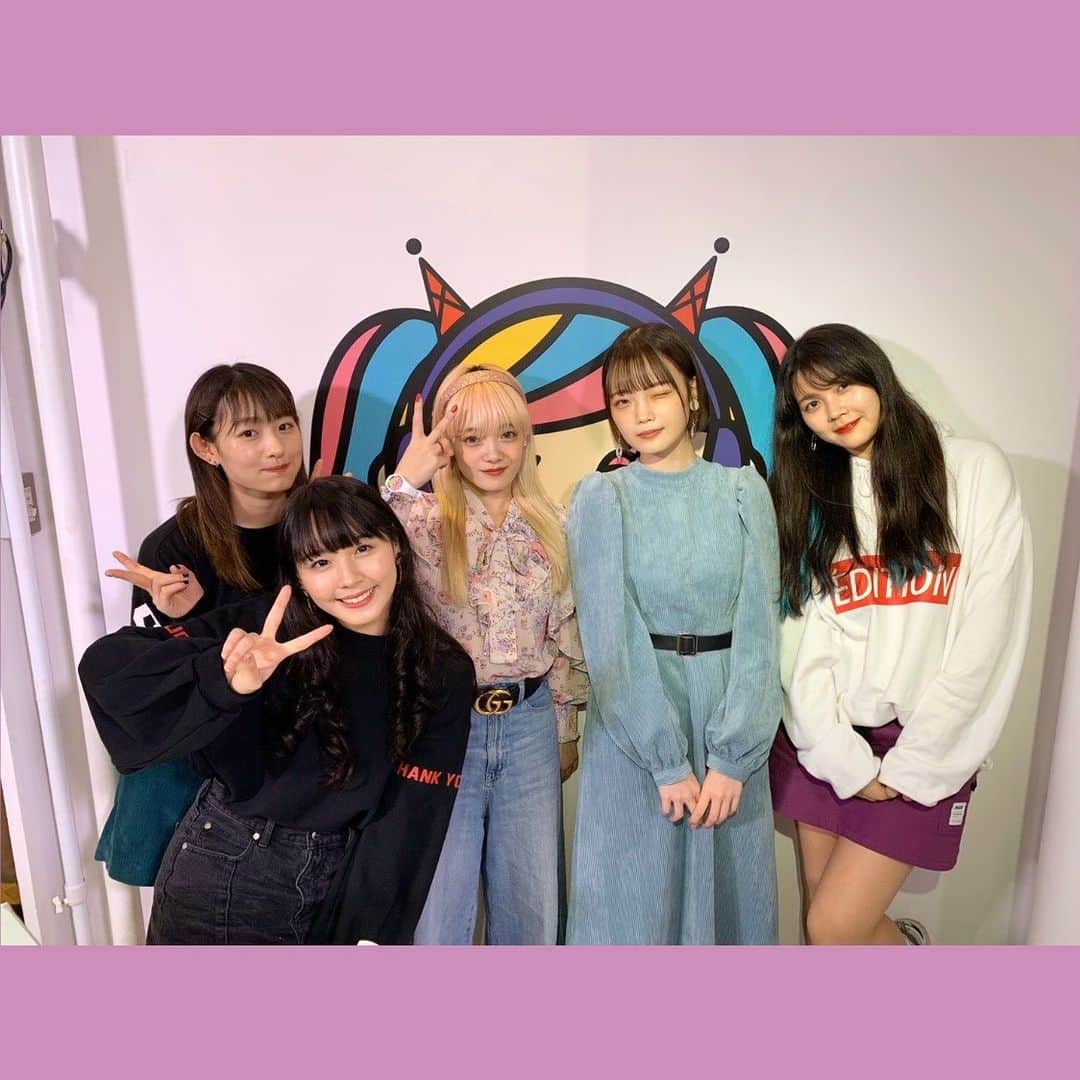 のインスタグラム：「#午後の交差 ありがとうございました(•ө•)♡ . ずっと出たかったから出れて嬉しかった😚💜また機会があればよろしくお願いします🤲 . .#erg #shamlock #lana #yuisa #渋谷クロスfm」