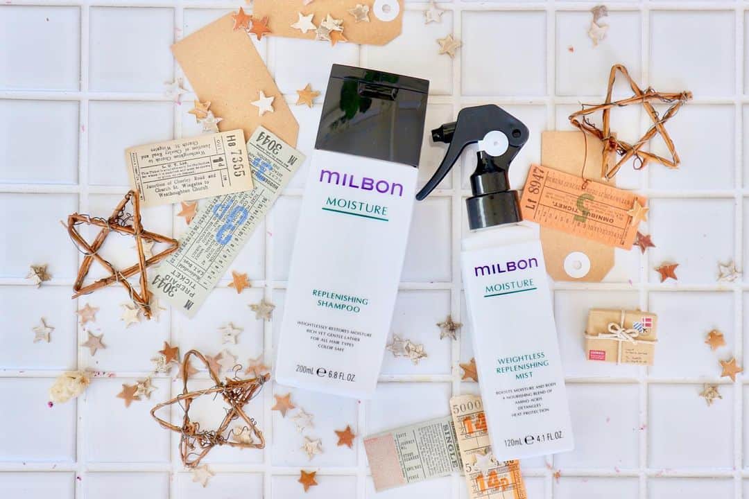 のインスタグラム：「For those who have trouble witj dull, dry, and porous hair, please try Milbon “Moisture” series! It infuses moisture from the inner side of the hair and ensuring long-lasting silky-smooth hair💛 ＝＝＝＝＝＝＝＝＝＝ Milbon official account. We provide worldwide stylist-trusted hair products. On this account, we share how hairstylists around the world use Milbon products. Check out their amazing techniques! ＝＝＝＝＝＝＝＝＝＝ #milbon #globalmilbon #milbonproducts #hairdesign #haircut #haircare #hairstyle #hairarrange #haircolor #hairproduct #hairsalon #beautysalon #hairdesigner #hairstylist #hairartist #hairgoals #hairproductjunkie #hairtransformation #hairart #hairideas #beauty #shampoo #hairtreatment#beautifulhair #moisture #silkyhair」