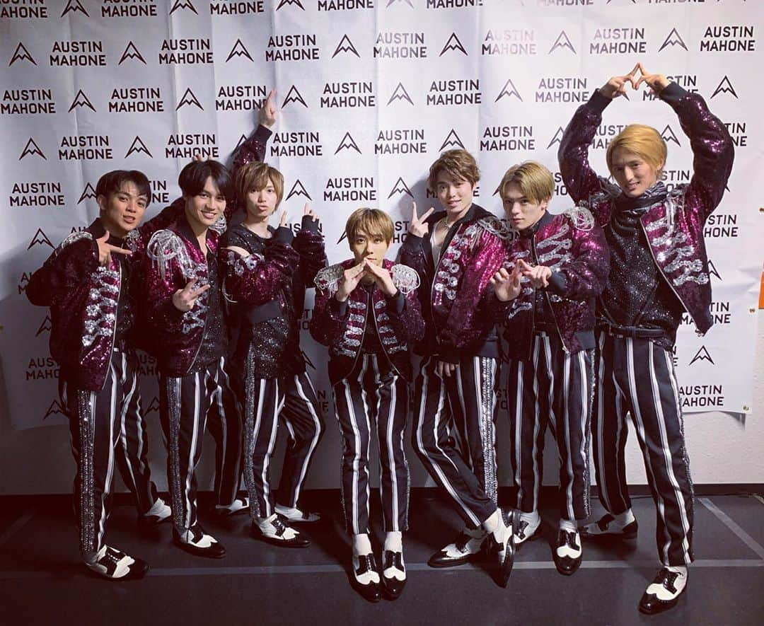 Travis Japan（トラジャ）さんのインスタグラム写真 - (Travis Japan（トラジャ）Instagram)「On our way to our Live performance with Austin‼️ We hope to make Yokohama Arena an awesome stage together with Austin 🙌🏼 For those coming to the event, let’s all have fun‼️ #Johnnys #TravisJapan #KaitoMiyachika #KaitoNakamura #RyuyaShimekake #NoelKawashima #ShizuyaYoshizawa #GentaMatsuda #KaitoMatsukura #AustinMahone」10月15日 18時41分 - travis_japan_official