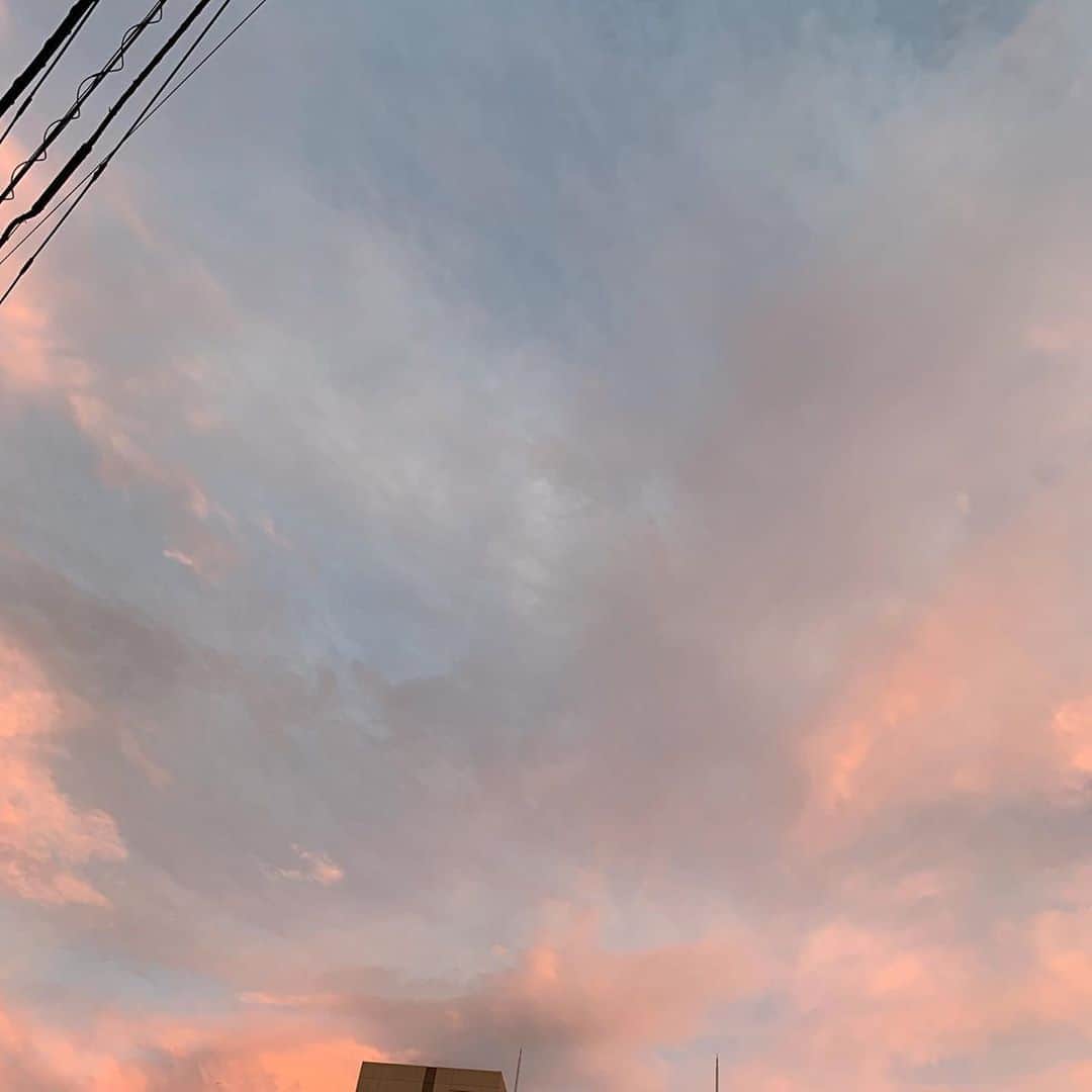 古田愛理さんのインスタグラム写真 - (古田愛理Instagram)「空キレイだった〜〜 最近突然寒いね、、」10月15日 19時49分 - airi_furuta