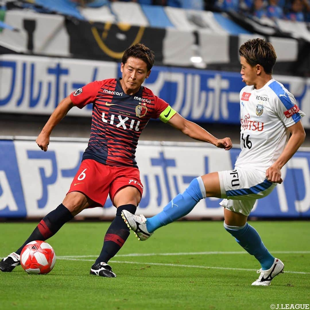 Ｊリーグさんのインスタグラム写真 - (ＪリーグInstagram)「Play Back J.LEAGUE⚽️📸﻿ ﻿ #ＪリーグＹＢＣルヴァンカップ 準決勝第2戦﻿ 激闘の末、決勝進出クラブが決定！﻿ ﻿ 2戦合計スコアで同点に持ち込み、アウェイゴールで上回った﻿ #北海道コンサドーレ札幌 がクラブ史上初の決勝進出👏 ﻿ ﻿ 2戦目はスコアレスドローとするも1戦目のリードを守りきった﻿ #川崎フロンターレ がルヴァンカップ初制覇に挑む🔥﻿ ﻿ ﻿ #Ｊリーグ﻿ #jleague﻿ #ルヴァンカップ﻿ #これが伝統Ｊリーグ唯一の決勝 —————————————————﻿ 🏆2019ＪリーグＹＢＣルヴァンカップ﻿ 📅10/26（土）﻿ 🕐13:05KO﻿ 🆚北海道コンサドーレ札幌 vs 川崎フロンターレ﻿ 🏟埼玉スタジアム2002﻿ —————————————————﻿ #ガンバ大阪 #鹿島アントラーズ﻿ ﻿ #🦉#consadole﻿ #💙🖤 #gambaosaka﻿ #🦌 #kashimaantlers﻿ #🐬 #frontale﻿ ﻿ #かっこいい #イケメン ﻿ #cool #handsome﻿ #サッカー #フットボール﻿ #soccer #football #⚽️﻿ #笑顔 #喜び #歓喜」10月15日 20時42分 - jleaguejp