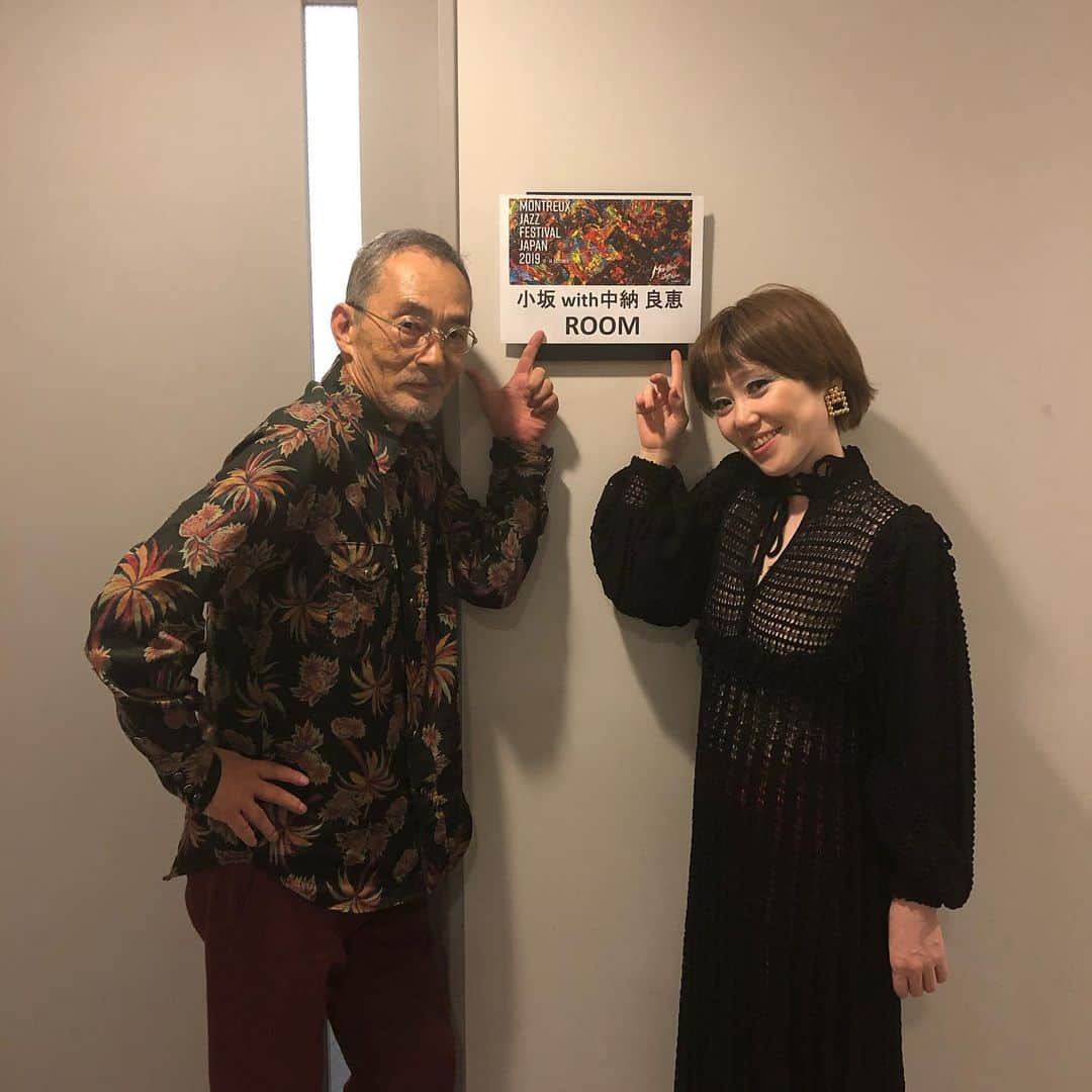 EGO-WRAPPIN'さんのインスタグラム写真 - (EGO-WRAPPIN'Instagram)「「Montreux Jazz Festival Japan 2019」お越し頂いたみなさんありがとうございました！ 大尊敬する小坂忠さん。歌声から自然体な佇まい、そしてもちろん楽曲も全てが素敵です。 またご一緒できるのを楽しみにしています！  今週末は「YOSSY LITTLE NOISE WEAVER BAND LIVE TOUR」東京編によっちゃんはゲスト参加、森ラッピンはDJで参戦させて頂きます。 ツアーで抜群のソロを披露して頂いてるicchieさん、よっちゃんソロツアーで素敵な鍵盤を披露してもらったYOSSYさん。確実に楽しい夜になると思います！ 10/19 青山CAYです。  #egowrappin #エゴラッピン　#小坂忠 #montreuxjazzfestival #モントルージャズフェスティバル #日本橋三井ホール  #yossylittlenoiseweaver #青山cay」10月15日 20時45分 - egowrappin_official