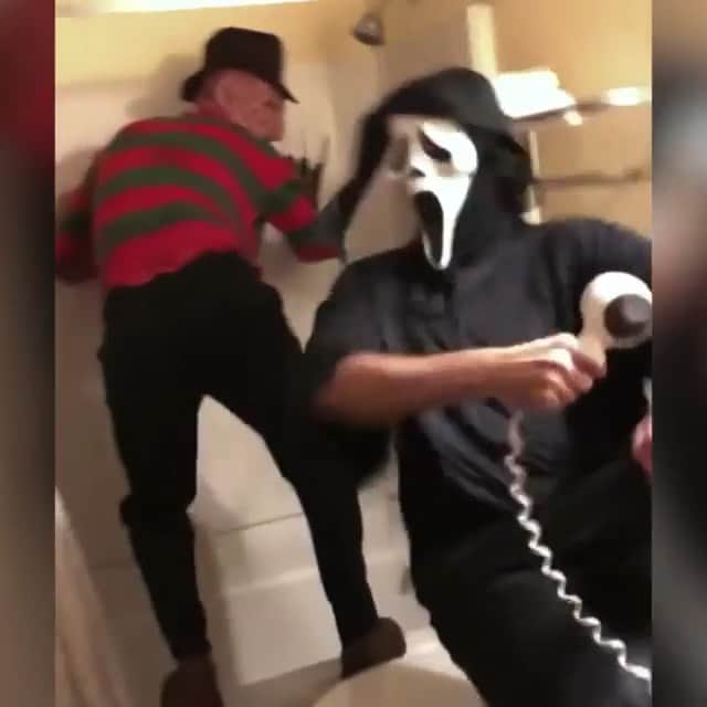 オルタモントのインスタグラム：「Halloween is near.. don’t sleep 👻 // 📹: @tacotrucktv @themerkins // #CFADC」