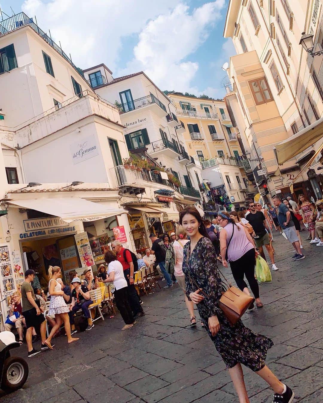 葉加瀬マイさんのインスタグラム写真 - (葉加瀬マイInstagram)「Amalfi 🌞🏖 #アマルフィ #Amalfi #イタリア旅行 #italy #아말피 #italytrip」10月15日 22時40分 - m.hakase
