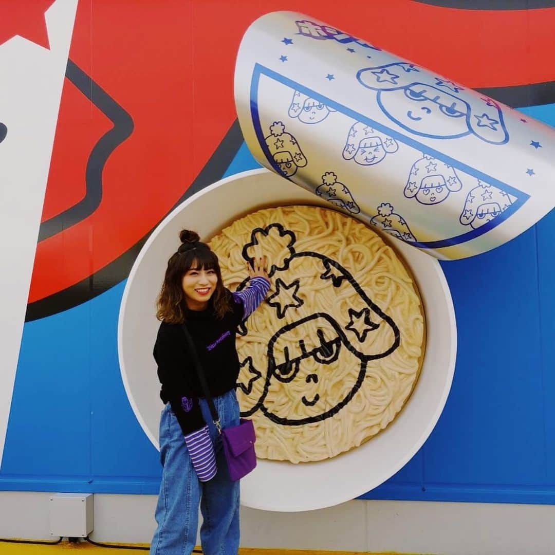 坂本遥奈さんのインスタグラム写真 - (坂本遥奈Instagram)「中日新聞ほっとwebでの連載📖 「TEAMSHACHIのプライベートリップ」前回に続いて今回も担当〜！おやつタウンに行ってきたよ〜 映え〜な場所がたくさんあった！１つ１つが全部可愛かった！ベビースターが大好きになりました！！！ 髪型はホシオくんとおそろ✨ プロフィール欄にＵＲＬ載せたからみんな見てね〜 #三重県#三重旅行#おやつタウン#ホシオくん#ベビースター」10月15日 23時14分 - haruna_sakamoto_official