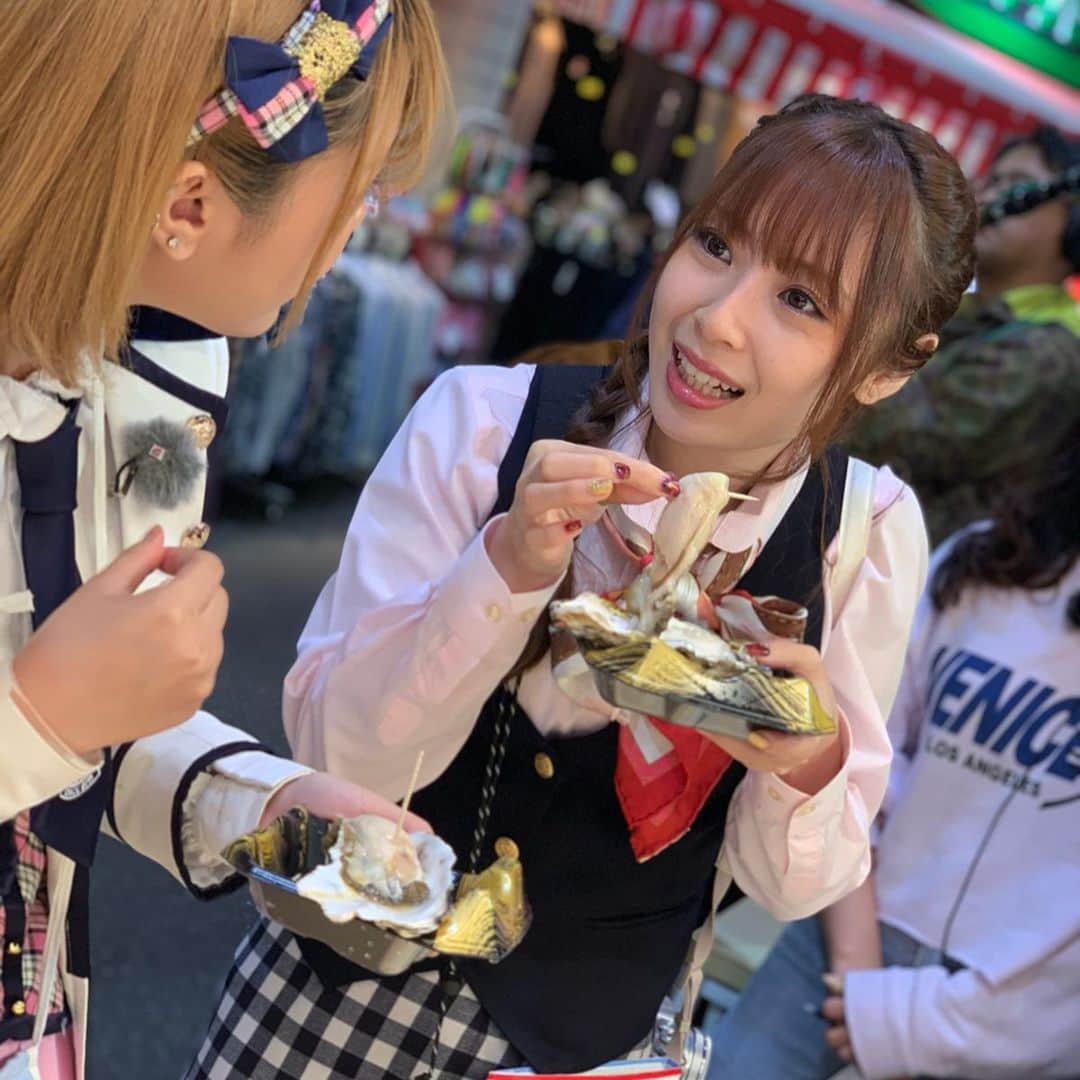 須田亜香里さんのインスタグラム写真 - (須田亜香里Instagram)「อร่อย💛 น่า รัก❤️ #funfunjapan @funfunjapan2019 #japantrip #bnk48 #ske48 #石川県 #金沢市 #近江町市場 #海鮮丼 #อร่อย #น่า รัก」10月15日 23時07分 - akarisuda