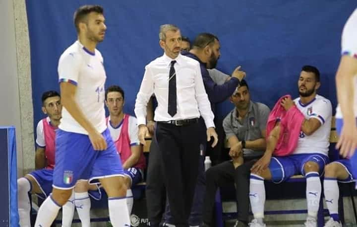 サッカーイタリア代表さんのインスタグラム写真 - (サッカーイタリア代表Instagram)「#Nazionale #Futsal🇮🇹 Main Round Mondiale, al via il raduno a Eboli. Il Ct #Musti: "Non vediamo l'ora di giocare" . Il Ct della Nazionale di futsal fa il punto della situazione: "Giocare il girone in casa può essere la chiave" . . #VivoAzzurro」10月16日 0時56分 - azzurri