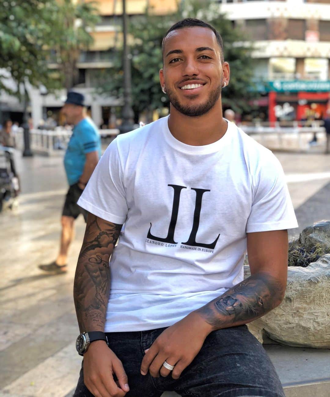ルベン・ヴェソのインスタグラム：「😄 @leandrolopesofficial」