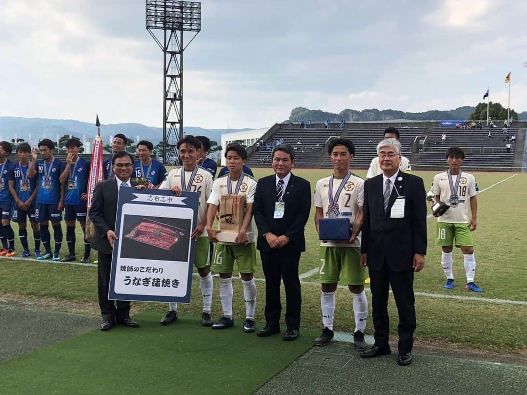 内田錬平さんのインスタグラム写真 - (内田錬平Instagram)「全社決勝戦 vs FC TIAMO枚方 0-1 lose  準優勝フィニッシュ！ 来月の地域CLで日本一なります💪  全社５日間、応援ありがとうございました！！！ #おこしやす京都AC #全社」10月16日 16時02分 - renpiiiii