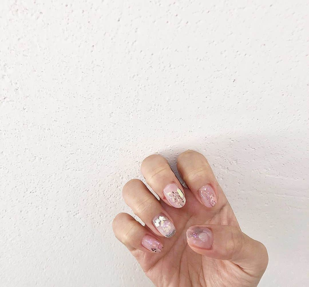 miho uesugiさんのインスタグラム写真 - (miho uesugiInstagram)「今月の爪です💅  ㅤㅤㅤㅤㅤㅤㅤㅤㅤㅤㅤㅤㅤ #ponce_nail」10月16日 16時45分 - uepoooning