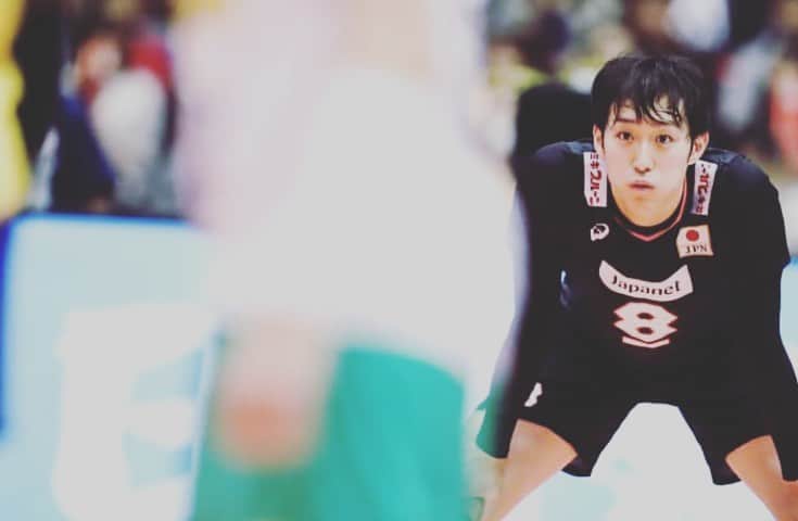 柳田将洋さんのインスタグラム写真 - (柳田将洋Instagram)「2019's National team season is over ✈️ 今シーズンも龍神nipponへたくさんのご声援ありがとうございました。World Cupで世界に対して日本が示せたバレーボールは確かにあったと思います。このチームで世界へ挑むと胸を張って言えるチームに更になるために、これからの期間、一時日本代表を離れ、個を見つめ直し戻ってきます。 会場、テレビから連日エネルギーを送ってくれた皆さん、フジテレビをはじめとする報道関係の皆様、チームのスタッフ、仲間のみんな、本当にありがとう。 #龍神nippon  #ワールドカップバレー  #bigshot ‼︎」10月16日 8時50分 - masahiro.8.0706