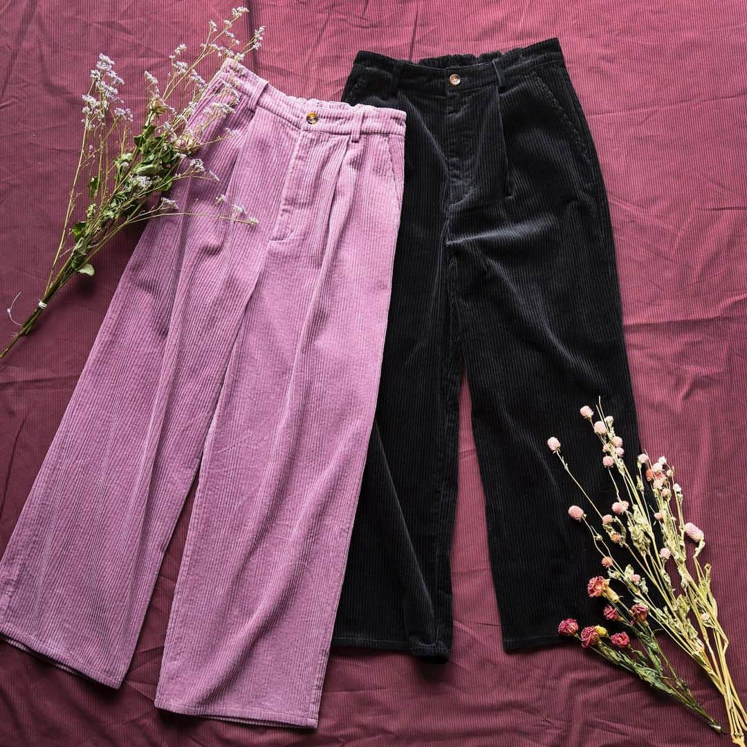 WEGOさんのインスタグラム写真 - (WEGOInstagram)「✔︎corduroy wide pants ¥2,999+tax  #wego#ウィゴー#ladies#レディース#fashion」10月16日 10時22分 - wego_official