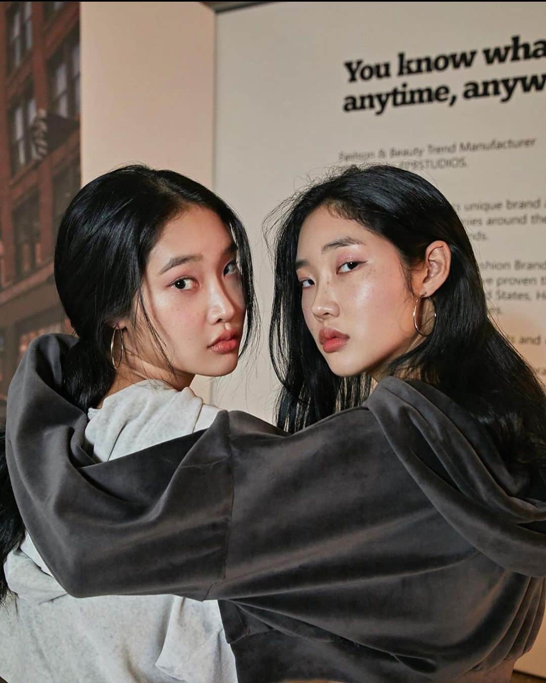 Chuuのインスタグラム：「@adan_seoul⚡️⚡️#chuuseoul」
