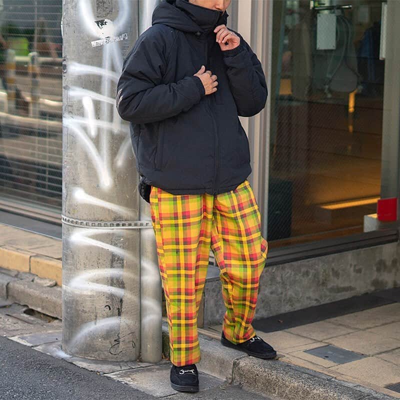 のインスタグラム：「﻿ 【MT.RAINIER DESIGN】﻿ ●MRD マウンテンサーモ ハッピーパーカ (700077499) ﻿ size：S～XL﻿ color：BLACK,NAVY,OLIVE,CAMEL﻿ ￥37,000+TAX﻿ ﻿ インパクトのあるビッグシルエットのジャケットは、素材自らが発熱をする循環型発熱素材「マウンテンサーモ」を使用しており、室内外でも暖かさを保てる1着です。﻿ ﻿ ▶写真内のタグをタップで商品詳細へ移動します﻿ ﻿ #mtrainierdesign #highstandard #ハイスタンダード #hollywoodranchmarket #ハリウッドランチマーケット #blueblue #ブルーブルー #seilin #聖林公司」
