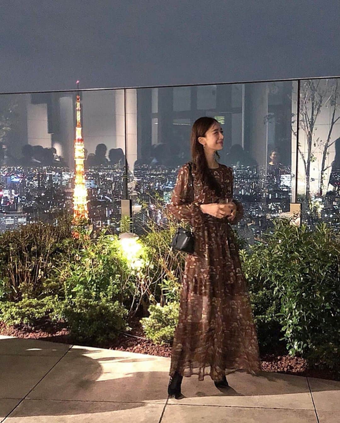 丸山悠美さんのインスタグラム写真 - (丸山悠美Instagram)「『TECHNOGYM FORUM TOKYO 2019』﻿ レセプションパーティーへ✨﻿ ﻿ アンダーズ東京52階ルーフトップスタジオで﻿ 最先端マシーンを体験してきました🥂💪🏻﻿ ﻿ スタイリッシュなマシーンを見ると﻿ スリスリしたくなるのはなぜでしょう。。。﻿ ﻿ TECHNOGYMはイタリア🇮🇹のウェルネスカンパニー。﻿ 2020年東京オリンピックのサプライヤーとして最有力候補だそうです！﻿ ﻿ 来日中のCEOネリオさんとお話する機会があり感激✨﻿ ﻿ エクササイズ習慣﻿ バランスの取れた食生活﻿ ポジティブ思考﻿ この3つが揃ったウェルネスなライフスタイルを送ることが今の自分にとって理想かも...😌💕﻿ ﻿ ﻿ 日本とイタリアの「粋」を融合させたフードブッフェやイタリアのワインに酔いしれる夜🍷﻿ ﻿ 育児の良い息抜き✨﻿ 素敵なお時間をありがとうございました。﻿ ﻿ #テクノジム #TECHNOGYM #TECHNOGYMFORUMTOKYO2019 #スタイリッシュ #東京オリンピック #ウェルネス #スポーツ #トレーニング #アンダーズ東京 #レセプション #フィットネス #スタイリッシュ #スキルミル #sports #party #wellness #workout﻿ #fitness」10月16日 13時30分 - maruyumi