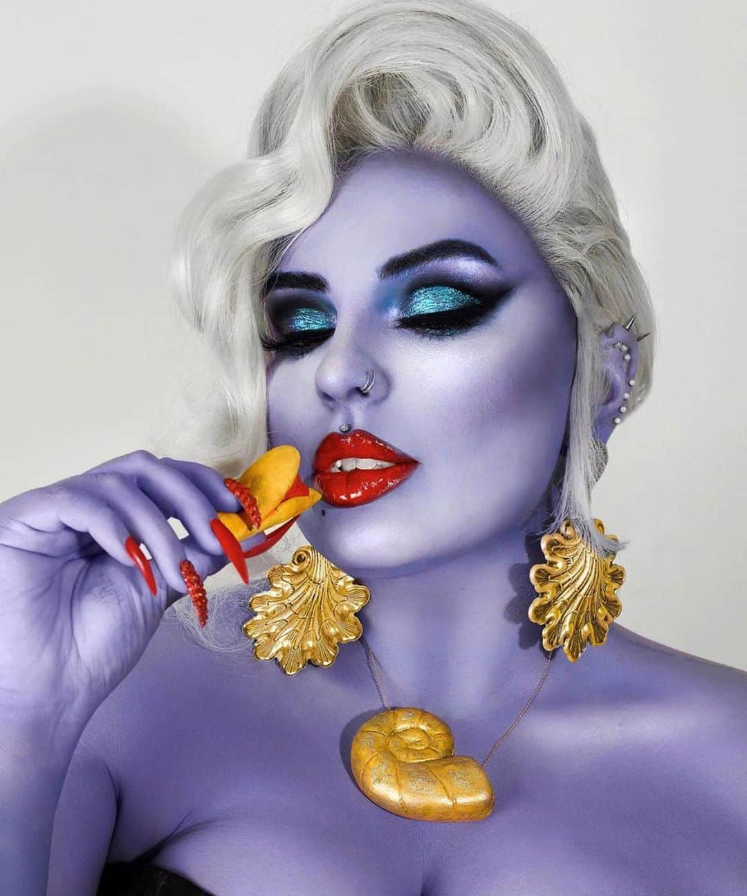 Kylie Cosmeticsさんのインスタグラム写真 - (Kylie CosmeticsInstagram)「boss liquid lip on @missjazminad for this amazing Ursula Halloween look! 🔥」10月16日 13時38分 - kyliecosmetics