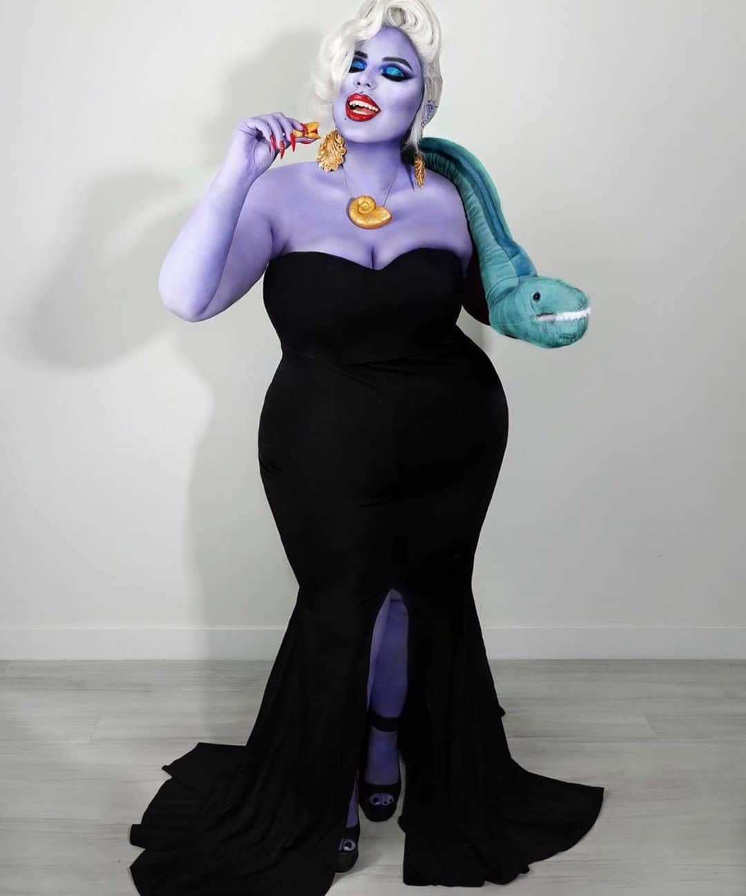 Kylie Cosmeticsさんのインスタグラム写真 - (Kylie CosmeticsInstagram)「boss liquid lip on @missjazminad for this amazing Ursula Halloween look! 🔥」10月16日 13時38分 - kyliecosmetics