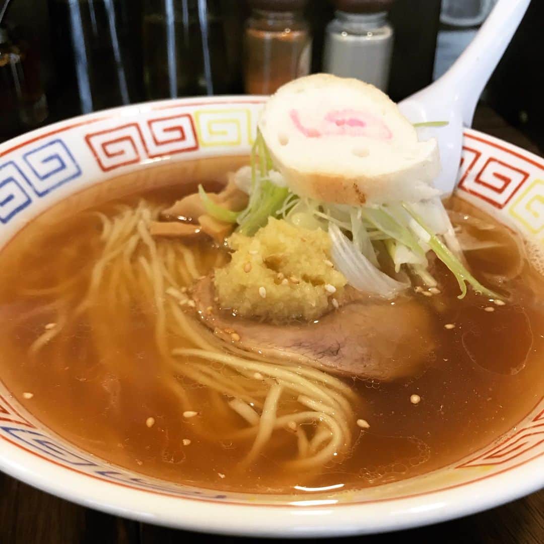 桜井誠さんのインスタグラム写真 - (桜井誠Instagram)「いせのじょうのラーメンは優しい。 スープを口に含んだ途端、ほっとして、穏やかな旨味に癒される。 ジャストな茹で加減の、歯ごたえ抜群の細麺が優しいスープとベストマッチ。 ただただ、しみじみと美味い。 こんなに美味しいラーメンを啜れる道民が羨ましい。 #いせのじょう #ramen #麺活」10月16日 13時58分 - m_sakurai_da