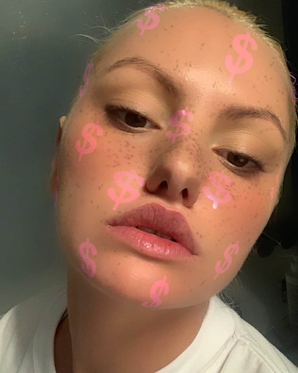 アレクサンドラ・スタンさんのインスタグラム写真 - (アレクサンドラ・スタンInstagram)「$$$$$$$$$$$」10月17日 1時35分 - alexandrastan