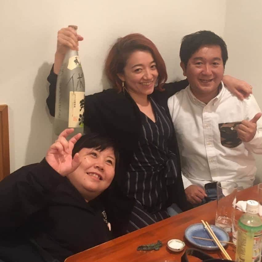 小石田純一さんのインスタグラム写真 - (小石田純一Instagram)「新宿御苑で乾杯！  #乾杯　#香取佑奈 さん　#轟もよ子 さん　#役者　#俳優　女優　#新宿御苑 #居酒屋　#しゃかりき　#和酒処 #お酒　#お酒好き #泡盛　#小石田純一 #お笑い芸人　#ものまね芸人　#ピン芸人　#芸人」10月16日 17時11分 - koishida.trendy