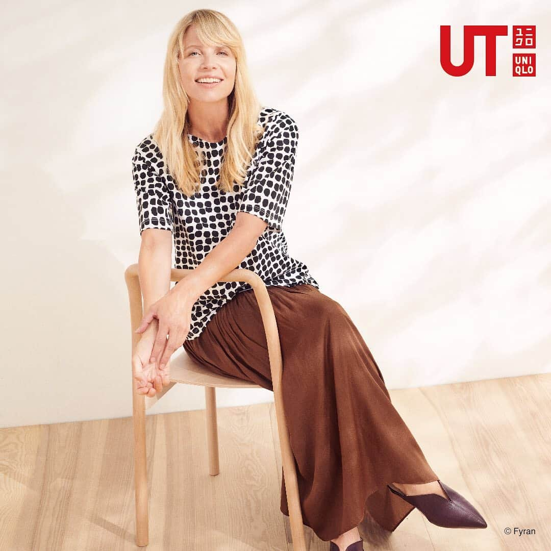 ユニクロさんのインスタグラム写真 - (ユニクロInstagram)「A collection of geometric patterns drawn by Scandinavian textile designers that incorporate simple lines and shapes. Available now at UNIQLO store near you! #uniqlout #wearyourworld #スカンジナビアンパターンコレクション#scandinavianpatterncollection #北欧デザイン @scandinavianpatterncollection @dotoddityillustration @monsterkollektivetfyran」10月16日 18時01分 - uniqlo