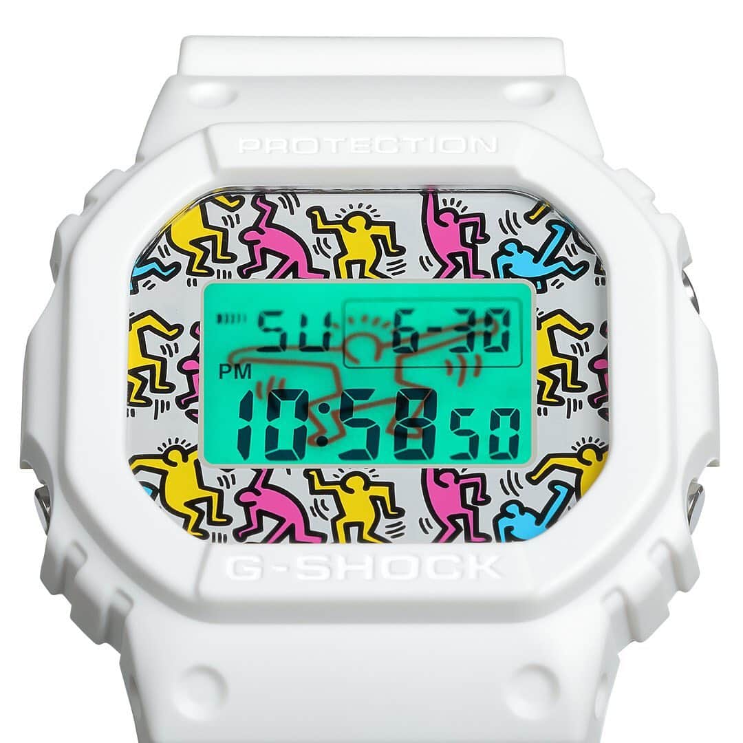 HYPEBEASTさんのインスタグラム写真 - (HYPEBEASTInstagram)「@hypebeaststyle: @casio_us G-SHOCK is the latest brand that’s set to utilize the Keith Haring's signature pop-art characters, printing its DW-5600 watch with the colorful figures.⁠ The upcoming release includes two editions of the DW-5600 model that have been copyrighted by the @keithharingfoundation and licensed by Artestar in New York. The collaboration officially releases on November 2 in limited quantities.⁠⠀ Photo: Keith Haring Foundation/G-SHOCK」10月16日 18時40分 - hypebeast