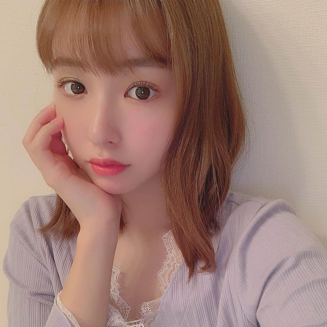 近藤里奈さんのインスタグラム写真 - (近藤里奈Instagram)「𓂃𝐛𝐞𝐥𝐥𓂃﻿ ﻿ ﻿ ﻿ ﻿ 最近のお気に入りroom wear ☽﻿ ﻿ ﻿ 肌寒くなってきたから上から﻿ もこもこを羽織ったり𓂃☁︎﻿ ﻿ ﻿ ﻿ やっぱりroom wear は﻿ @belle__lingerie がかわいい♡﻿ ﻿ ﻿ ﻿ そろそろ冬物もげっとしなきゃ〜🐭﻿ ﻿ ﻿ ﻿ ﻿」10月16日 19時44分 - rina_kondo_0223