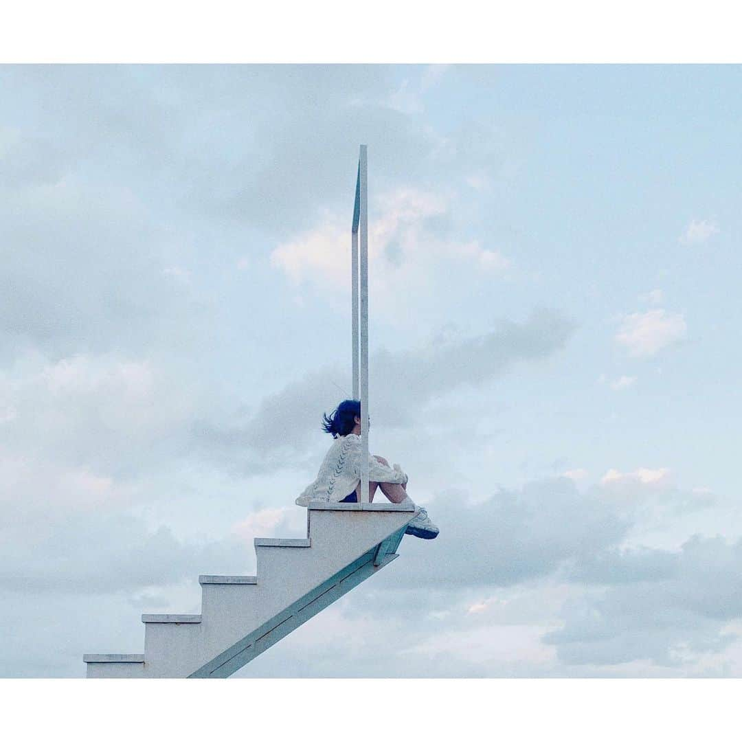 キム・イェリンさんのインスタグラム写真 - (キム・イェリンInstagram)「☁️날아갈 뻔 해써 지짜 무서웠어 _ #치세필름 #치세의제주도 #ちせフィルム #오르다」10月16日 20時44分 - peach_chu_