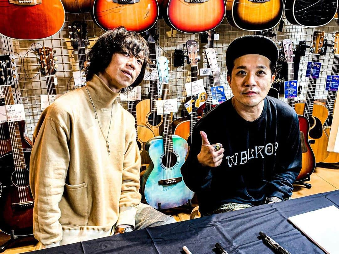 Nothing’s Carved In Stoneさんのインスタグラム写真 - (Nothing’s Carved In StoneInstagram)「"BASS MAGAZINE SPECIAL FEATURE SERIES 日向秀和" 、"ドラム・セット・ファイル Vol.2"発売記念の日向と大喜多によるトークショー＆サイン会でした。﻿ ﻿ ご来場頂いた皆様、ありがとうございました！﻿ ﻿ #nothingscarvedinstone #ナッシングス #ncis #日向秀和 #大喜多崇規」10月16日 20時45分 - nothingscarvedinstone