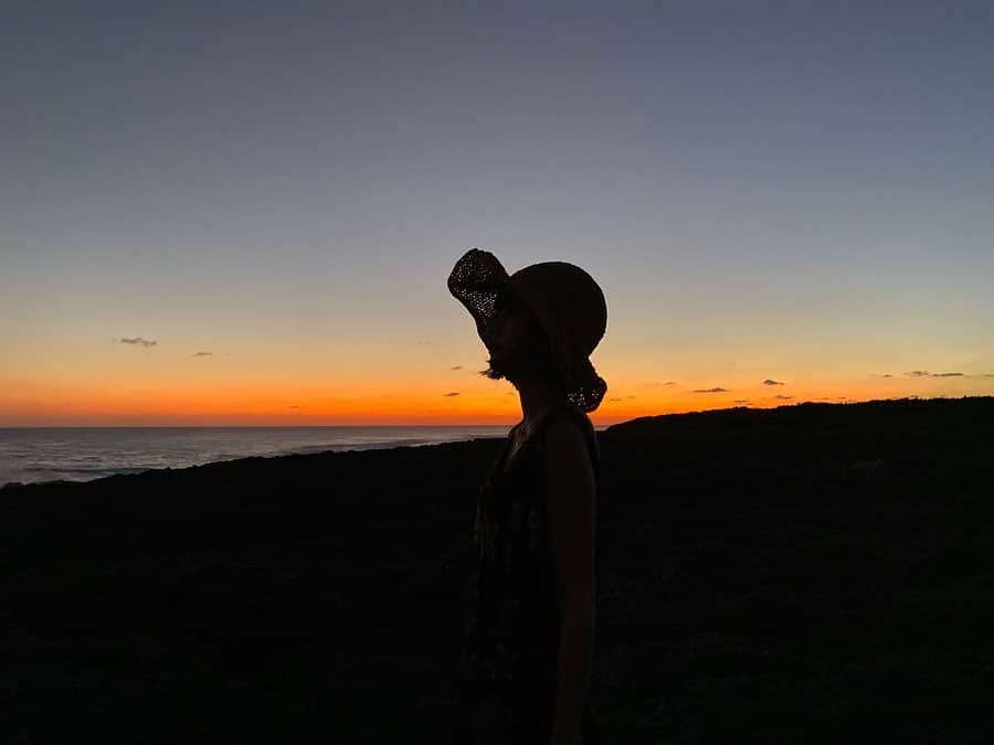 横田ひかるさんのインスタグラム写真 - (横田ひかるInstagram)「👩🏻‍🦰 #波照間島 #sunset  #日本最南端」10月16日 21時12分 - _rncn950805