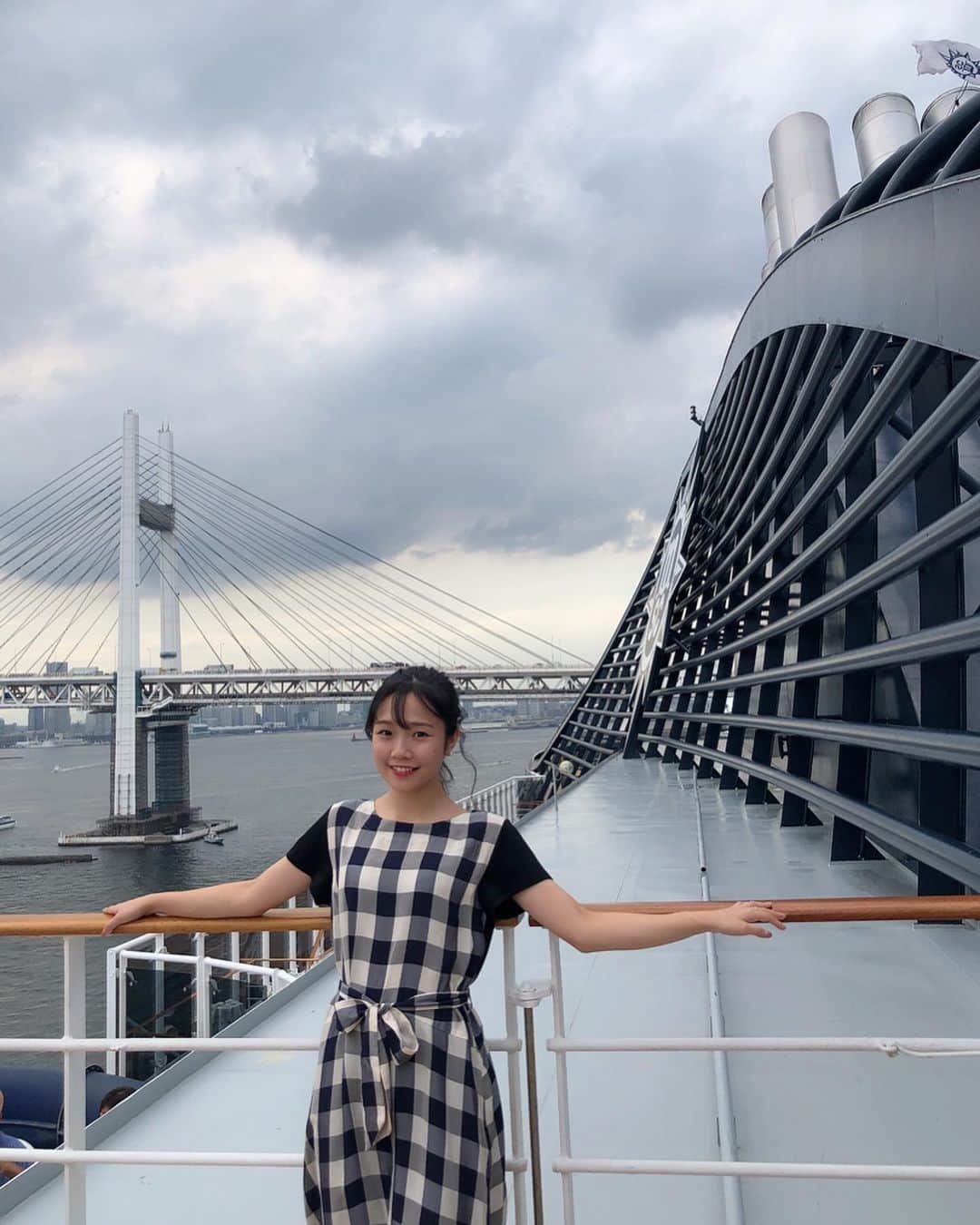 miyuのインスタグラム：「10日間の船旅〜🇯🇵日本一周と韓国🇰🇷 思い出たくさんあるのでこれから載せていきたいと思います😌‼︎ #クルーズ」
