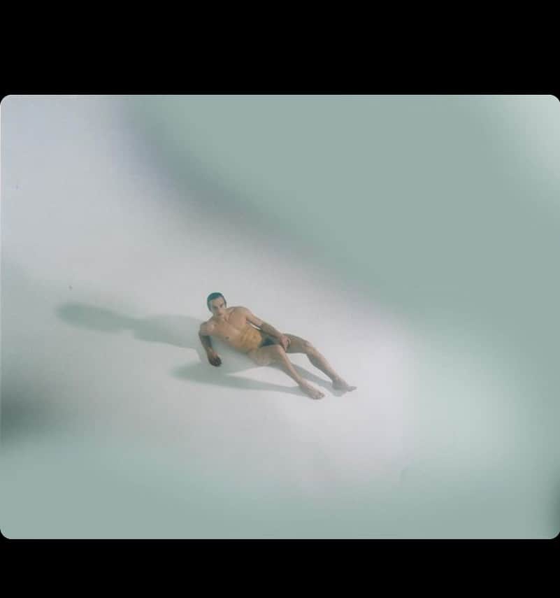 Jules Raynalのインスタグラム：「Just me and the cosmos」