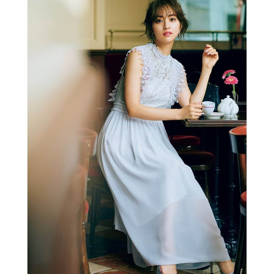 堀田茜さんのインスタグラム写真 - (堀田茜Instagram)「美人百花11月号 秋服がいちばんすき 📷 @sampeism 💄 @kanbe61 👗 #筒井葉子」10月16日 21時55分 - akanehotta