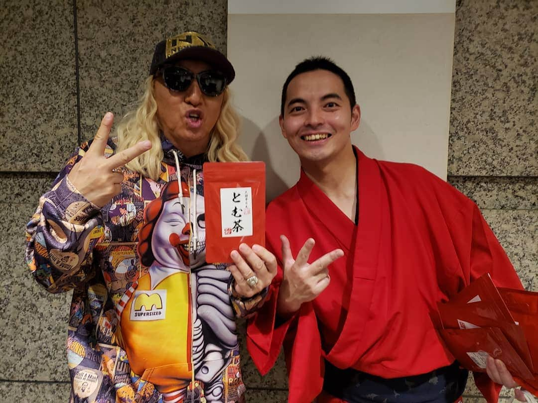 DJ KOOさんのインスタグラム写真 - (DJ KOOInstagram)「avex 所属の落語家！！三遊亭とむさんの独演会！！｢スーパー落語ラブファントム｣に行って来ました！！オープニングは座布団に乗って空中から登場！！大ネタもしっかり堪能させてもらいました！！やっぱ落語は最&高！！ #三遊亭とむ #落語 #avex #DJKOO」10月16日 22時10分 - dj_koo1019