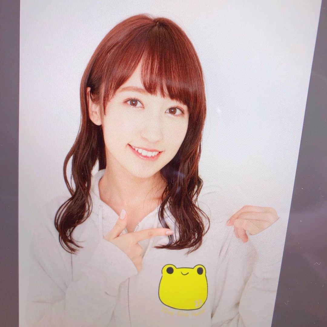 のインスタグラム：「. バースデーイベントちょーーーーたのしかった！！！ たくさん歌ったし謎も解いたしVTRも幸せだったし幸せすぎるイベントでした！  来てくださったみなさんありがとうございました！  ブログに選曲理由とか書いたから読んでみてね  #country_girls #山木梨沙 #山木嬢生誕祭2019 #グッズのパーカー #超お気に入り #後ろには山木嬢の文字 #たくさん着てね」