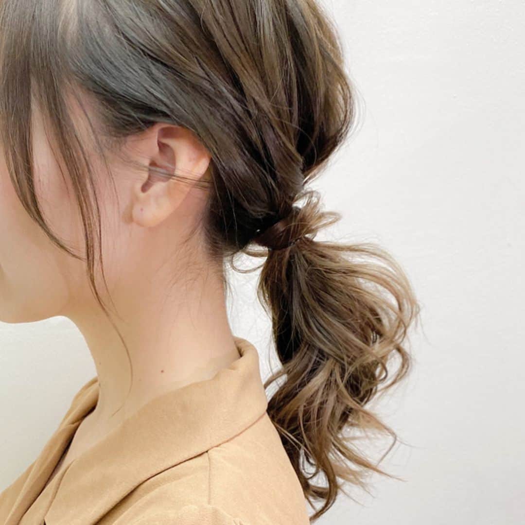 渡辺義明のインスタグラム：「#今日から始めるワタシ磨き ✨ ゲストとして参加させて頂きました🙏 『#オシャレに見える👱🏻‍♀️の方程式』　 皆さんに伝わっていたら嬉しいです☺️✨ ・ 本当にありがとうございました🙇‍♂️ ・ #マツモトキヨシ  #花王 #味の素 #マンダム  #salontube  YouTubeまた編集して載せ直します🙋‍♂️📺 今もLiveのアーカイブもまだありますよ🤩」