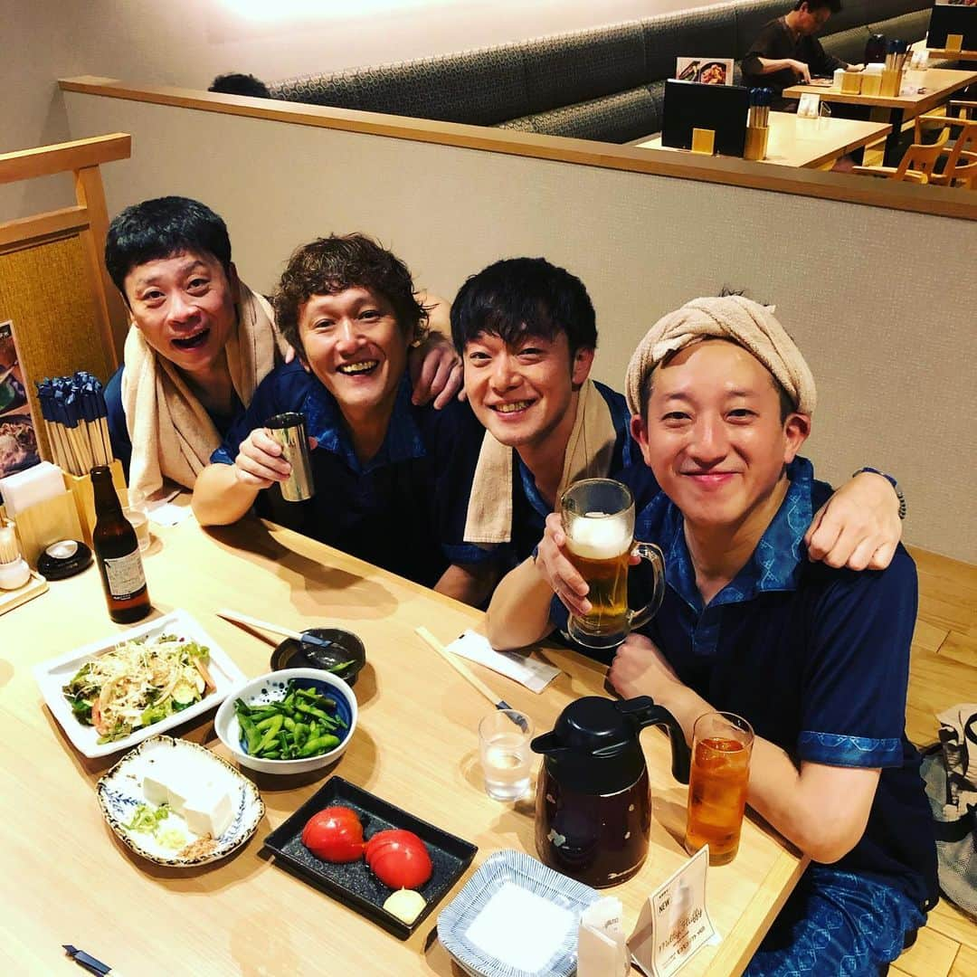 佐藤貴史さんのインスタグラム写真 - (佐藤貴史Instagram)「‪風呂好き四人衆！！‬ ‪#三宅弘城‬ ‪#小林顕作‬ ‪#サバンナ高橋‬」10月16日 23時38分 - sabo1217