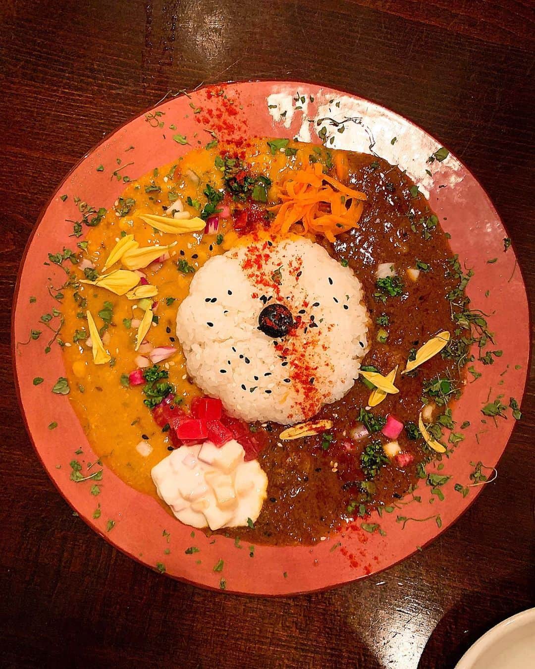 尾崎裕哉のグルメインスタ