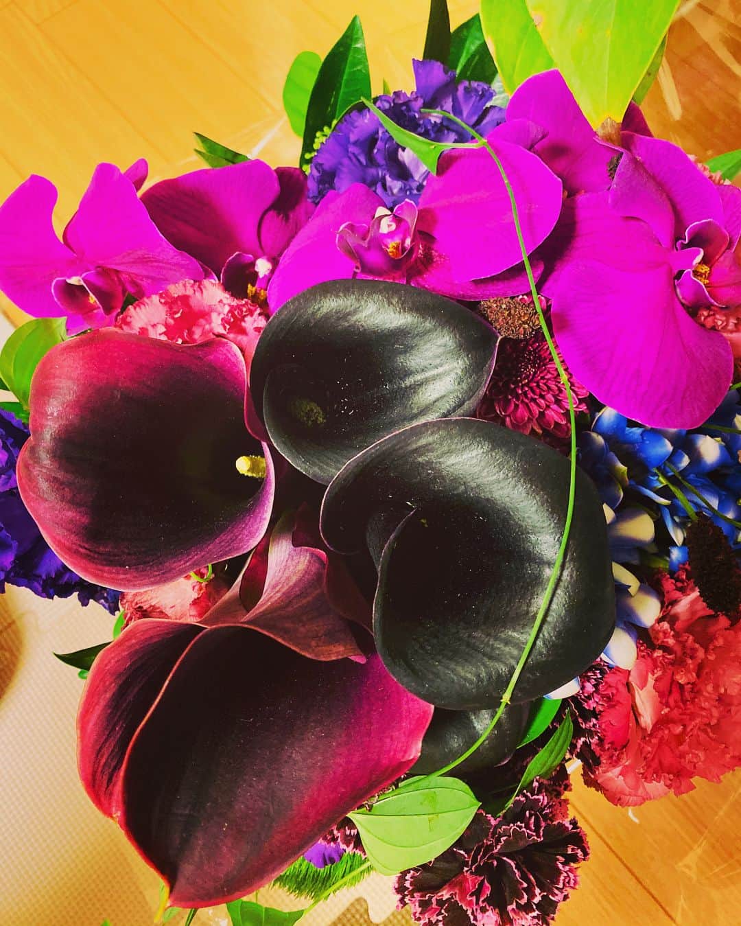 中村祥子さんのインスタグラム写真 - (中村祥子Instagram)「「和」や「マダムバタフライ」のイメージが感じられる、とても✨素敵な✨花束をたくさん頂きました‼️ 本当に素敵です😍ありがとうございます❤️ #wonderful #present #beautiful #flowers #thankyouverymuch」10月17日 8時56分 - shoko_officialpage